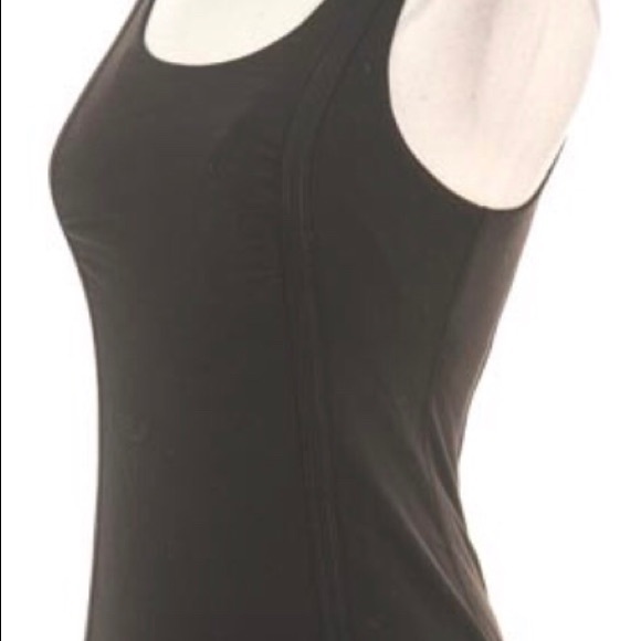 Lululemon tank size 4 - Picture 2 of 3
